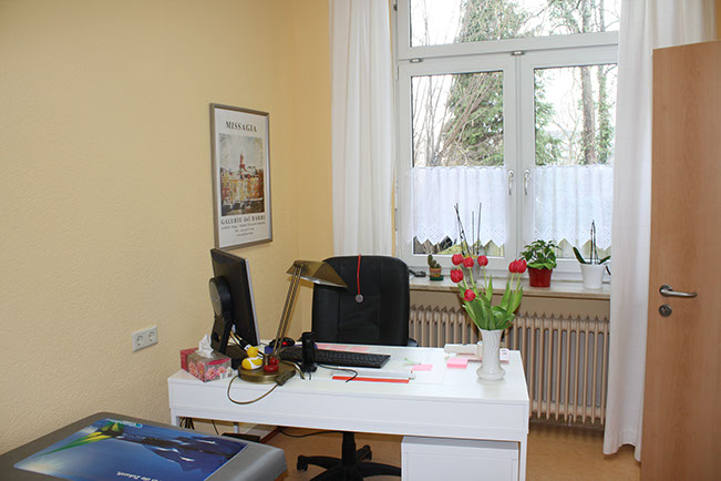 Dr. Claudia Böhnke´s Sprechzimmer4